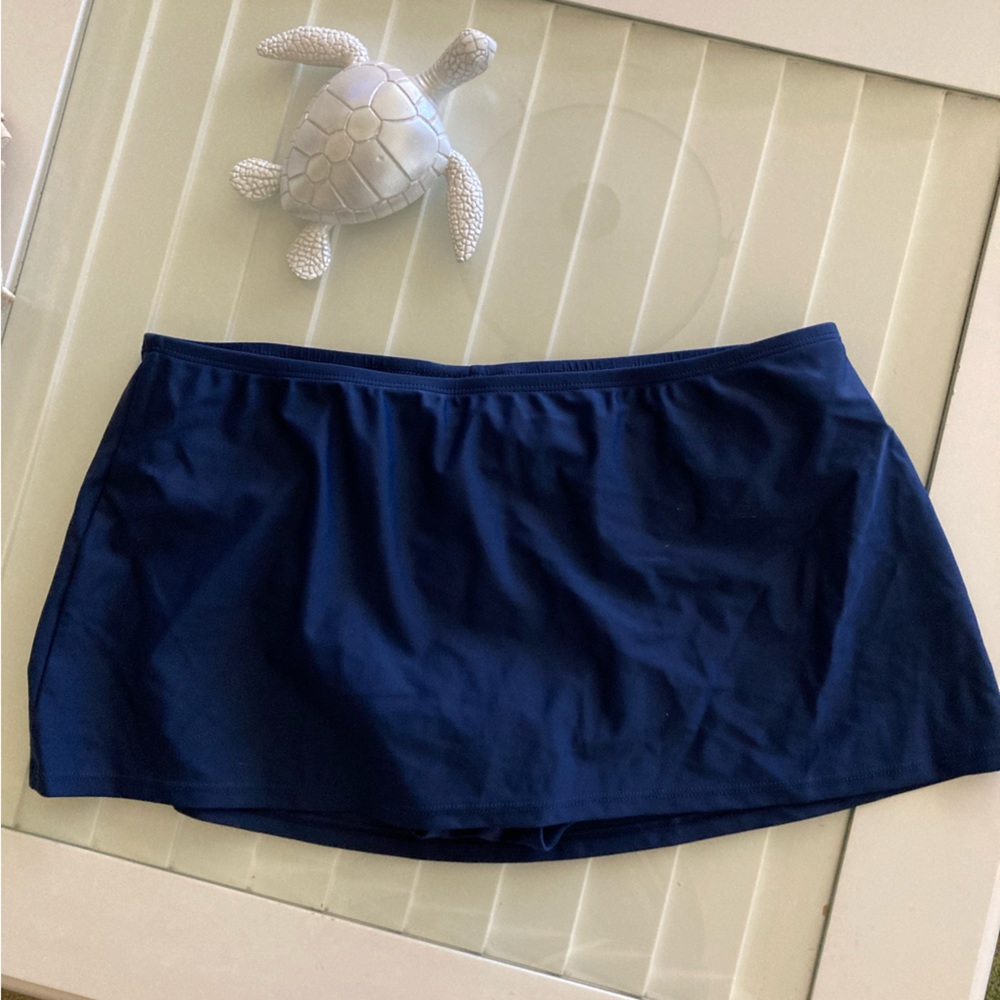 Ellen Tracy swim skirt